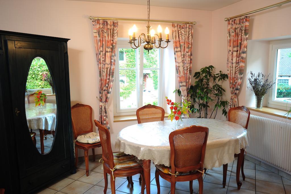 Au Pied Du Chateau Lichtenberg Szoba fotó